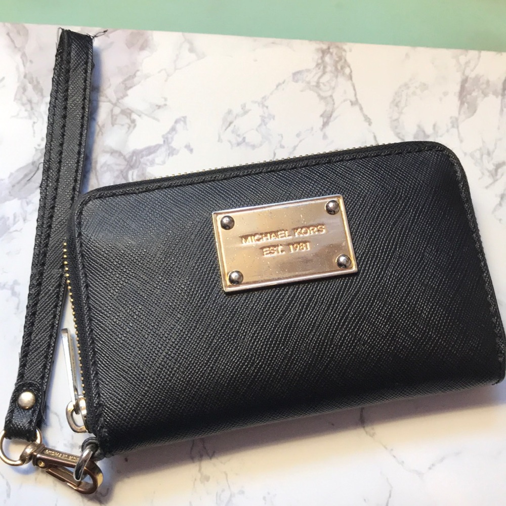 Michael Kors black wristlet